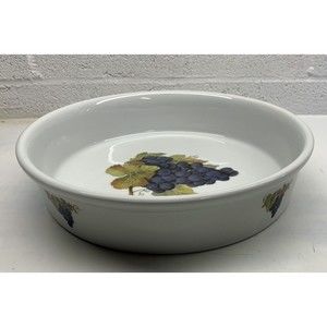 BIA 9" Round Casserole Oven Baking Dish Cordon Bleu Tuscan Grapevine Motif